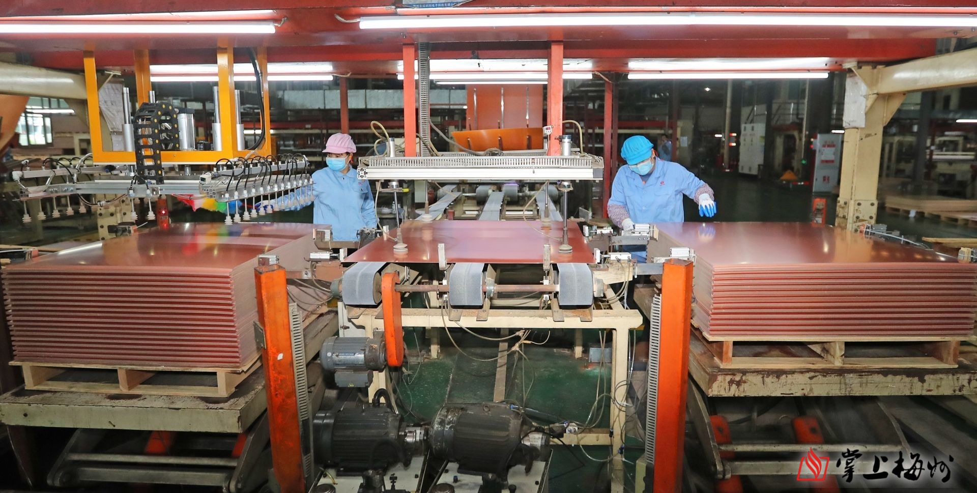 工業(yè)技改增產(chǎn)能 疫情之下“選客戶”！威利邦電子2021年產(chǎn)值突破10億元大關